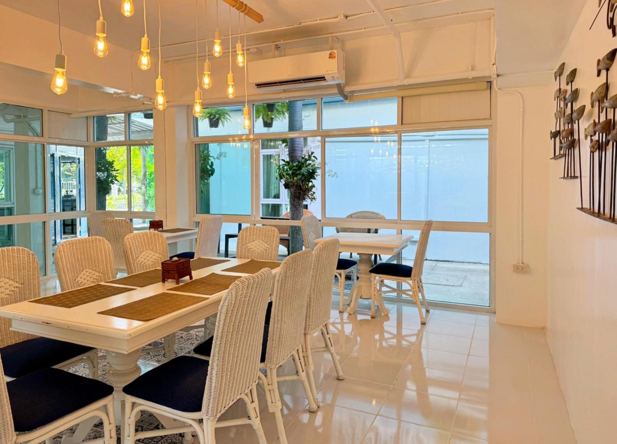 Baan Pattaya By Sabai Hotel Exterior photo